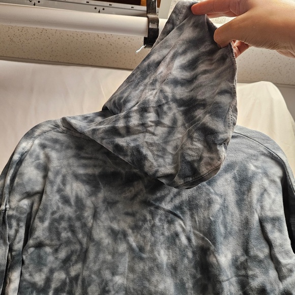 3for$25 Isaac Designs tie dye tye dye black grey white t-shirt hoodie shirt NWT - Picture 11 of 11
